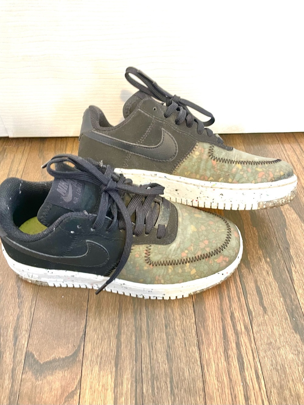 Women’s Nike Air Force 1 low, ‘crater black photon dust’, w size 5.